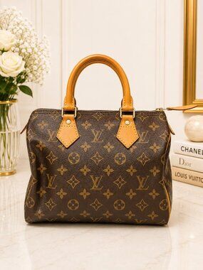 Authentic Louis Vuitton Speedy 25 Monogram Canvas Handbag Satchel Bag
